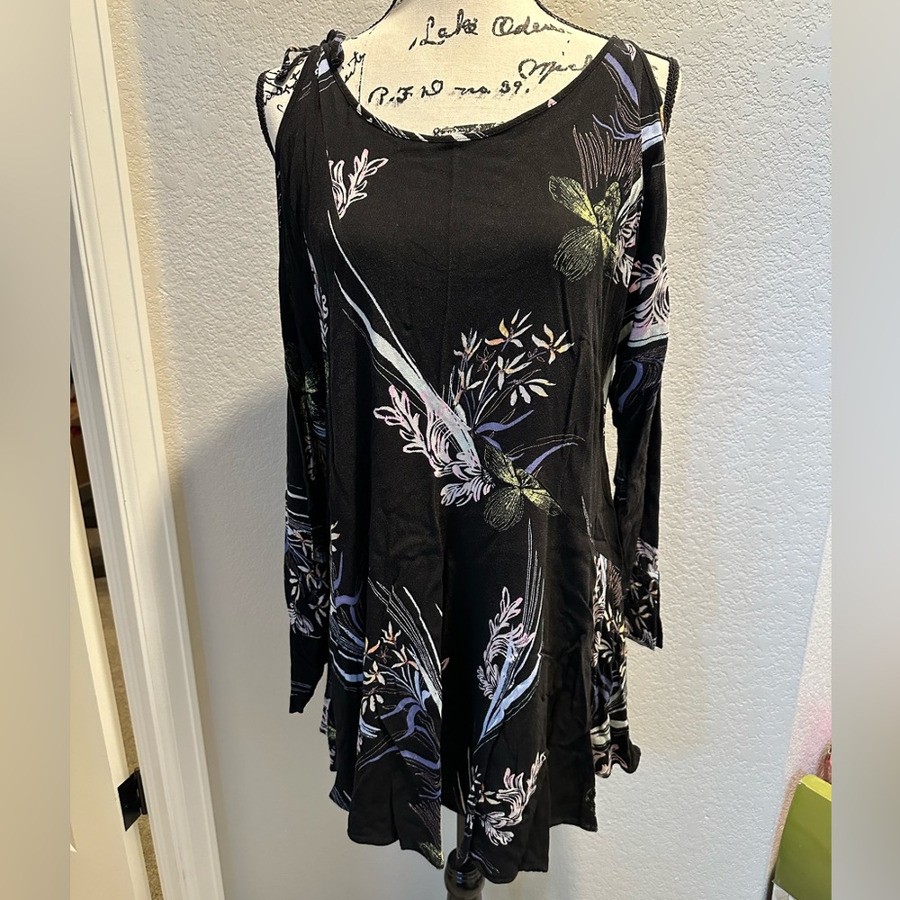 Free People cold Shoulder tunic
